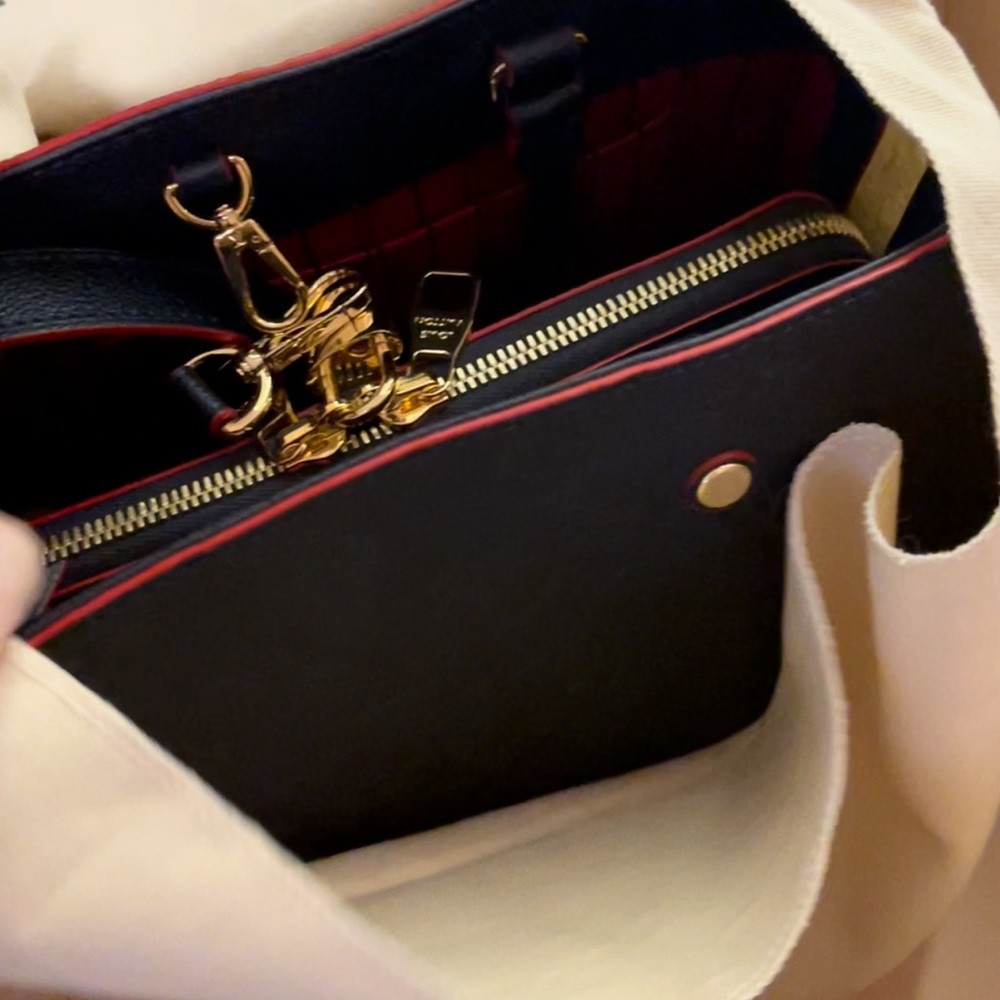 Louis Vuitton Montaigne Authentic - Picture 10 of 10